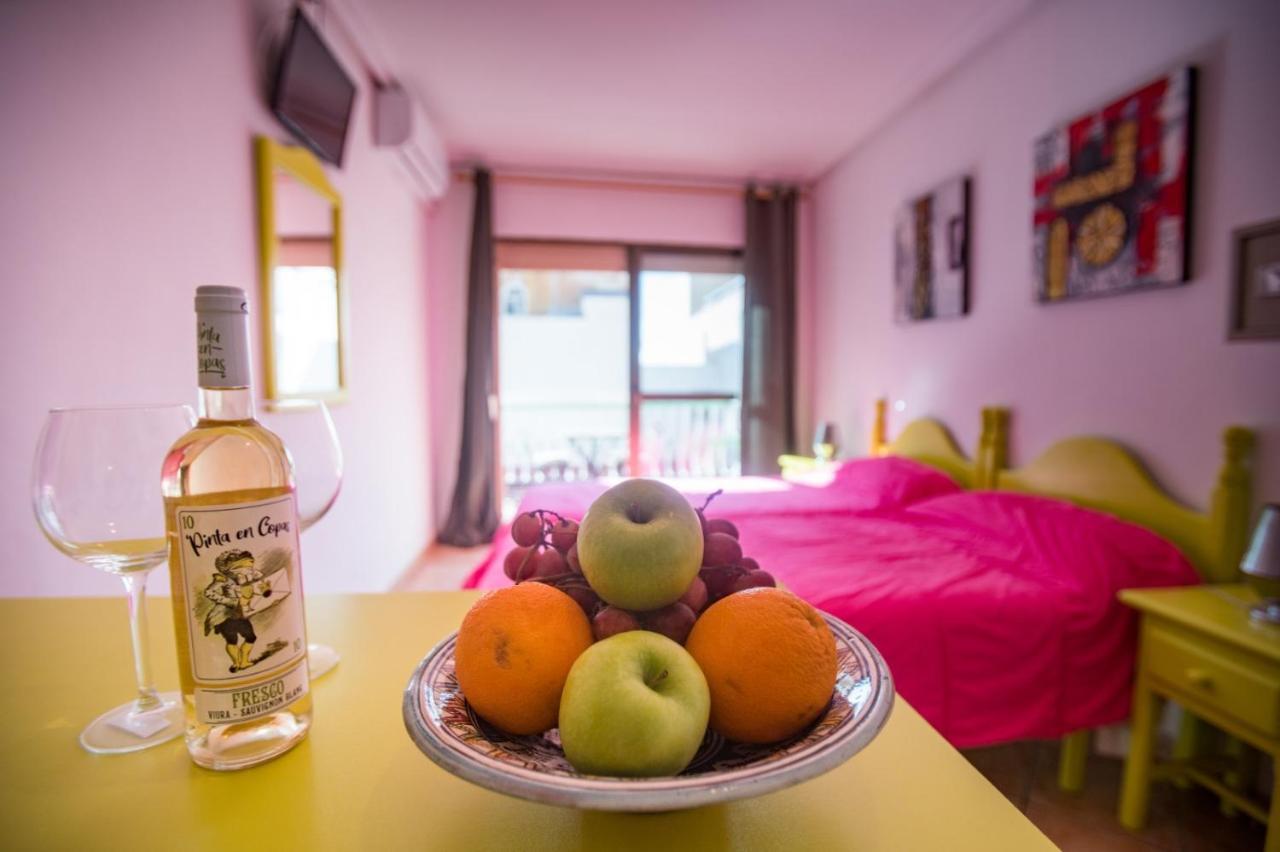 Apartamentos Carihuela Торремолинос Экстерьер фото