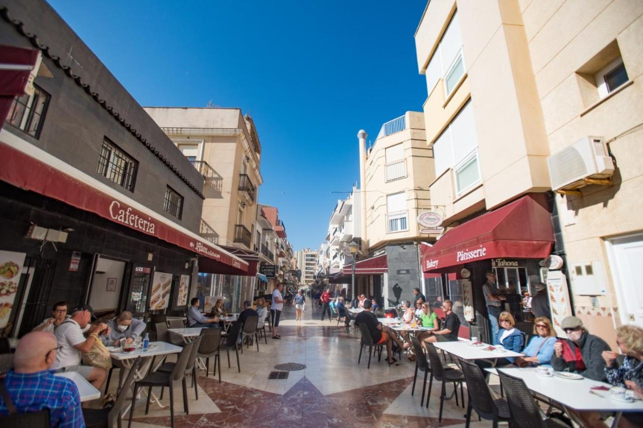 Apartamentos Carihuela Торремолинос Экстерьер фото